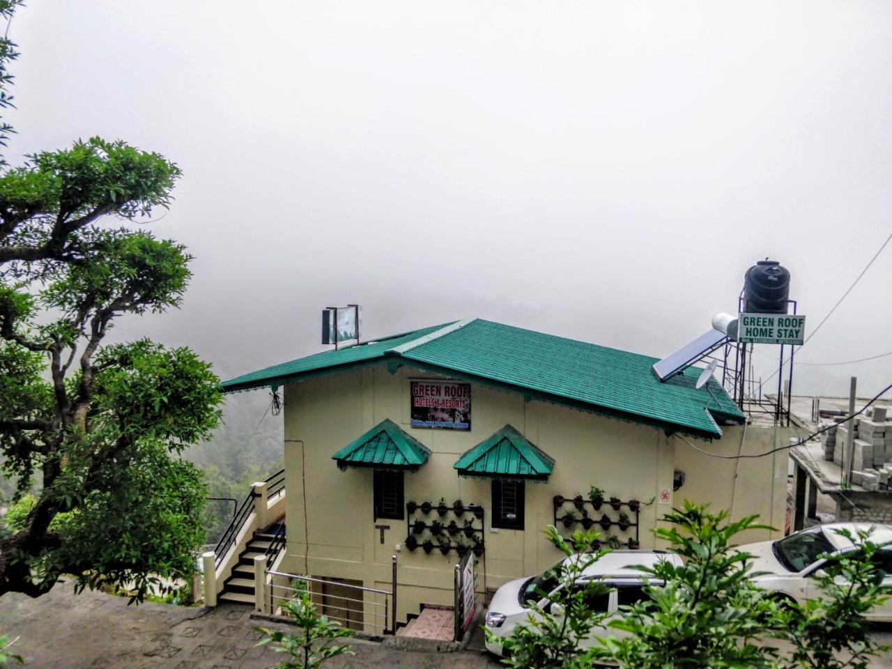 Green Roof Hotel Nainital Exteriör bild